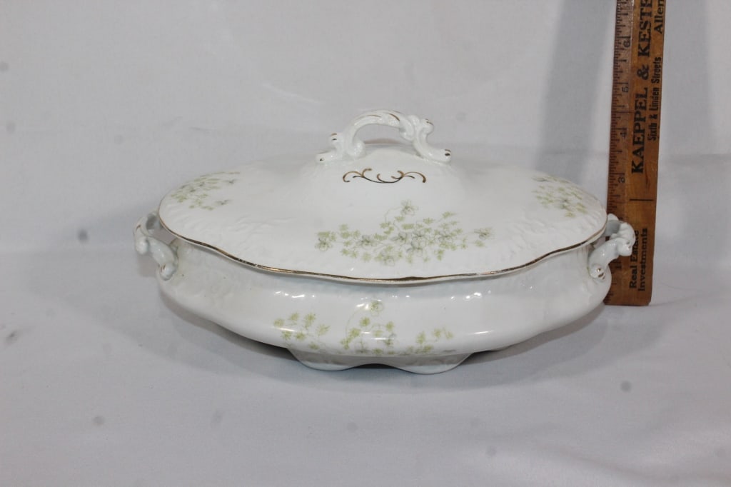 Antique Wedgewood England covered dish (1 of 3)
