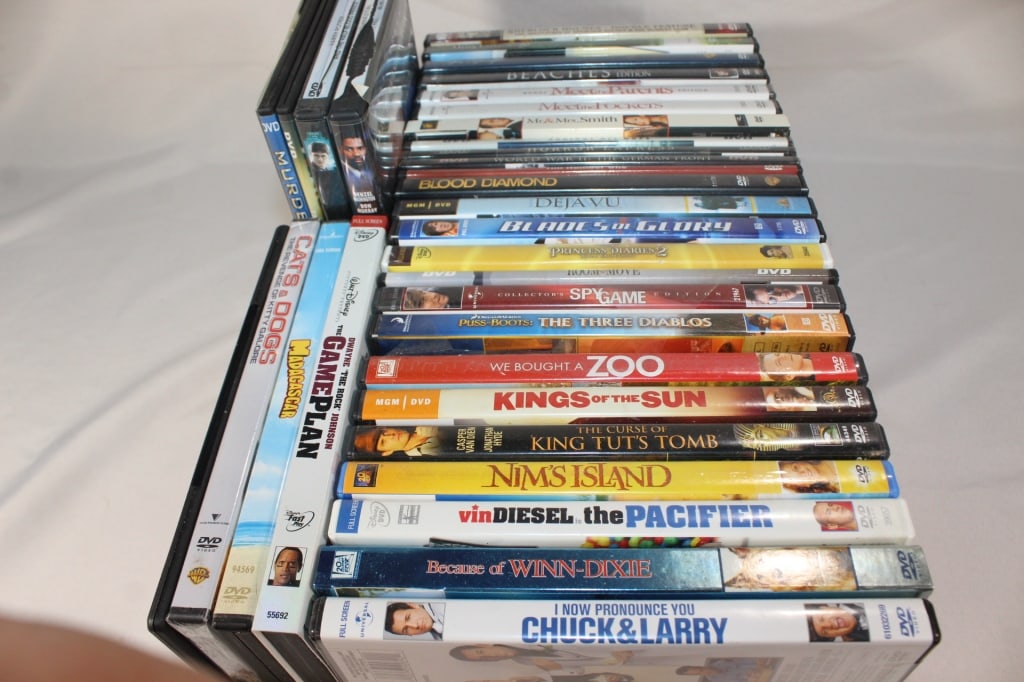 Lot of DVDs - Movies: good overall as pictured