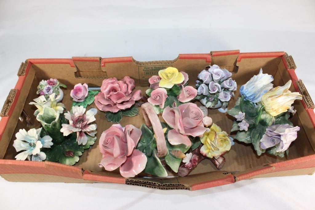 Large lot of Capodimonte Flowers etc (1 of 3)
