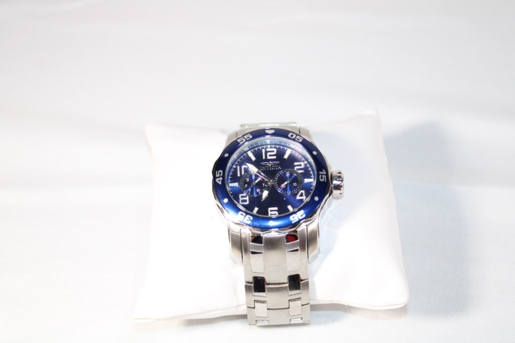 Invicta Men's Pro Diver Watch Model 17496 (1 of 5)