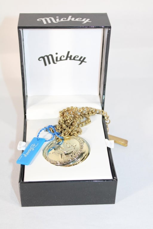 Disneys Mickey Pocket watch with box: good overall condition - untested