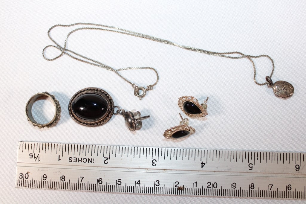 Misc Sterling Jewelry pieces (1 of 2)