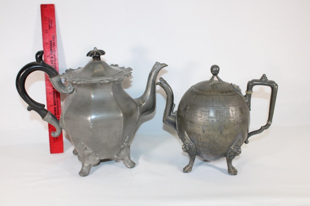 Two Antique Pewter teapots (1 of 6)