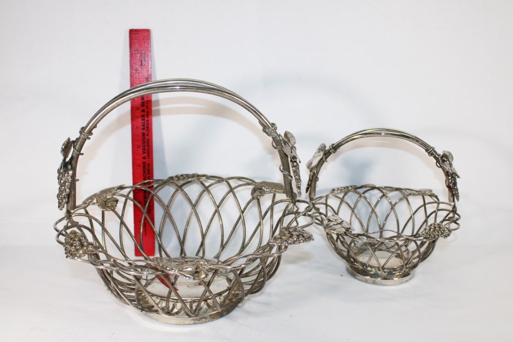 Two GODINGER VTG Silverplate Grapevine baskets: Good Overall Condition
