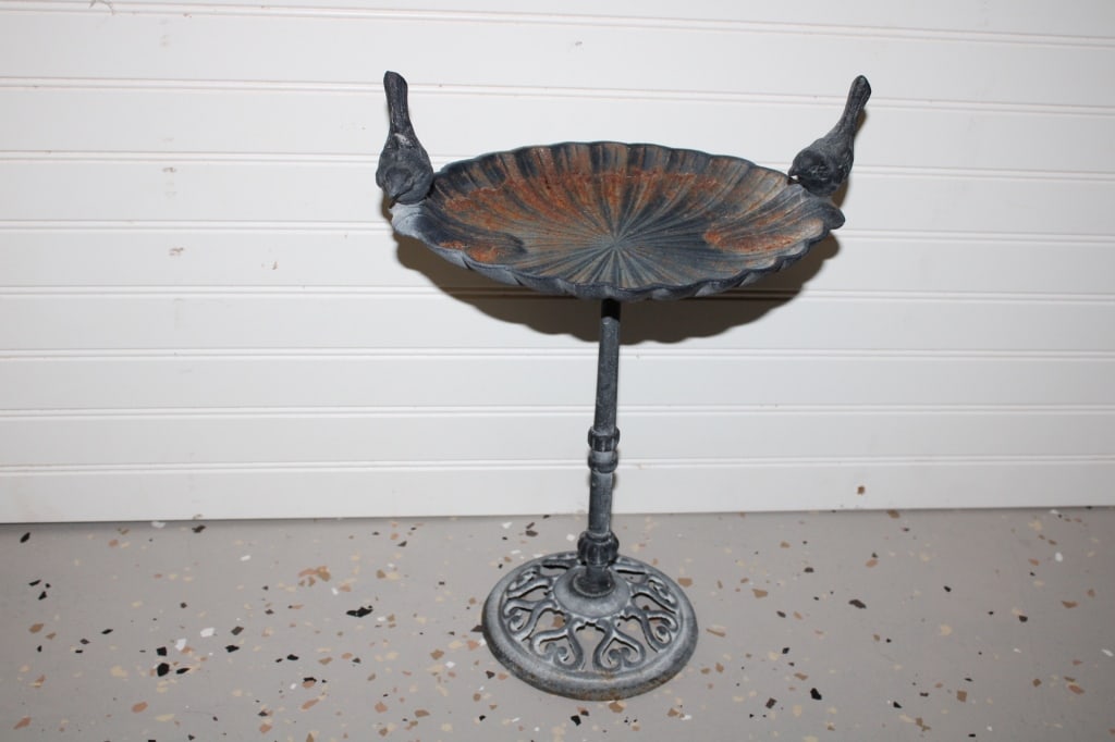 Small cast iron bird bath - 2 Feet Tall (1 of 2)