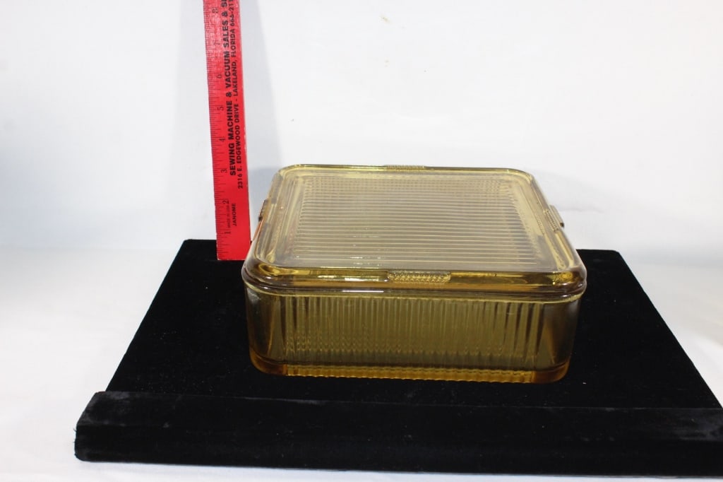 VTG Federal Amber Glass Ribbed Refrigerator Dish (1 of 4)