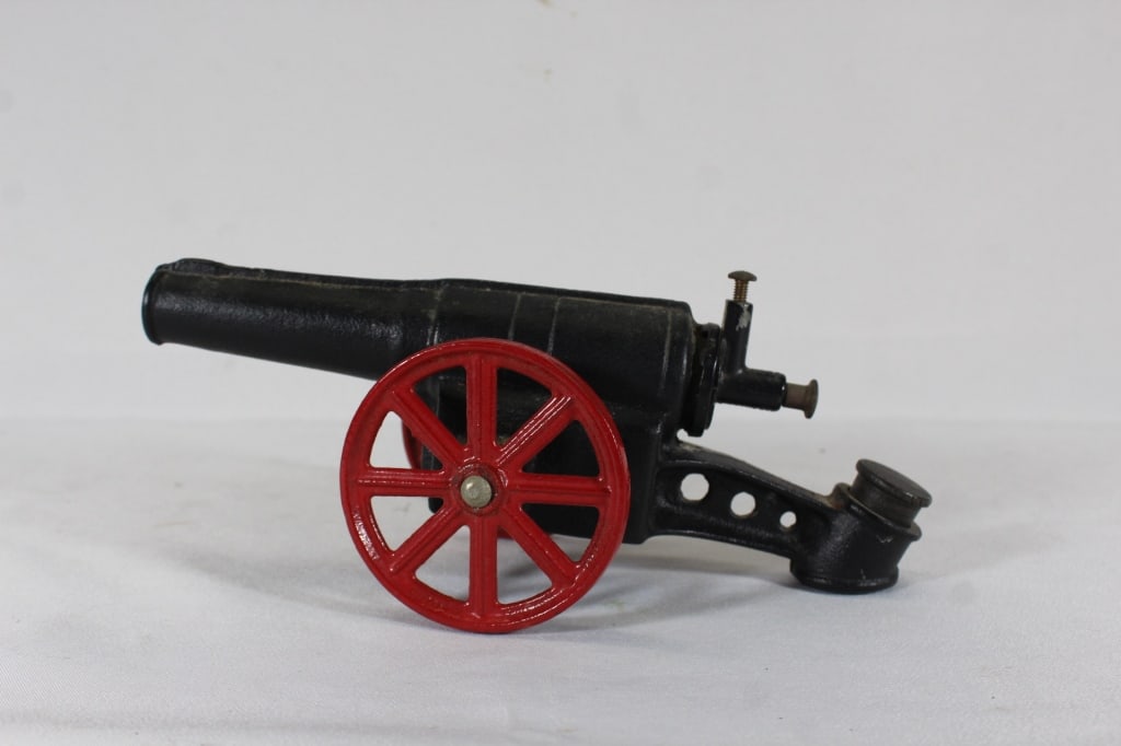 VTG Cast Iron Cannon: Good as overall pictured