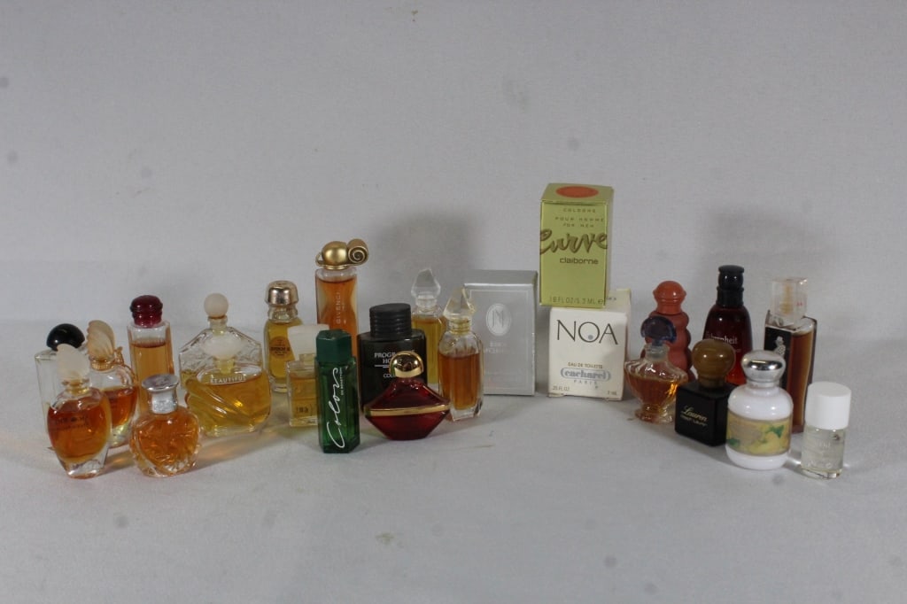 Lot of Miniature Perfume Samples (1 of 3)