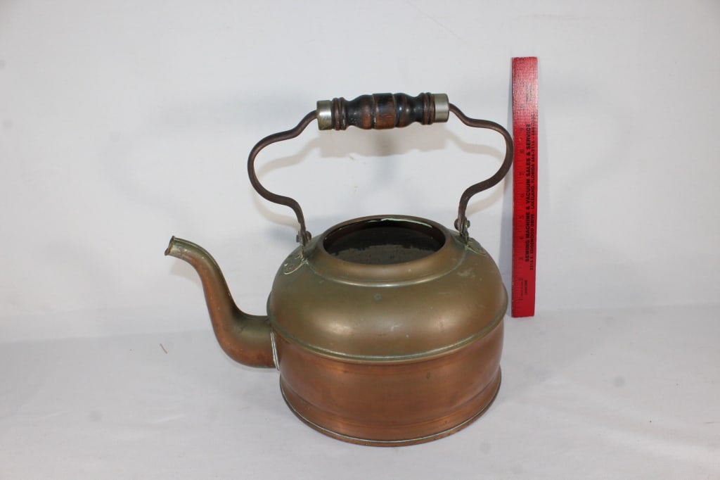 Large Copper Kettle with Wood Handle No Lid (1 of 5)