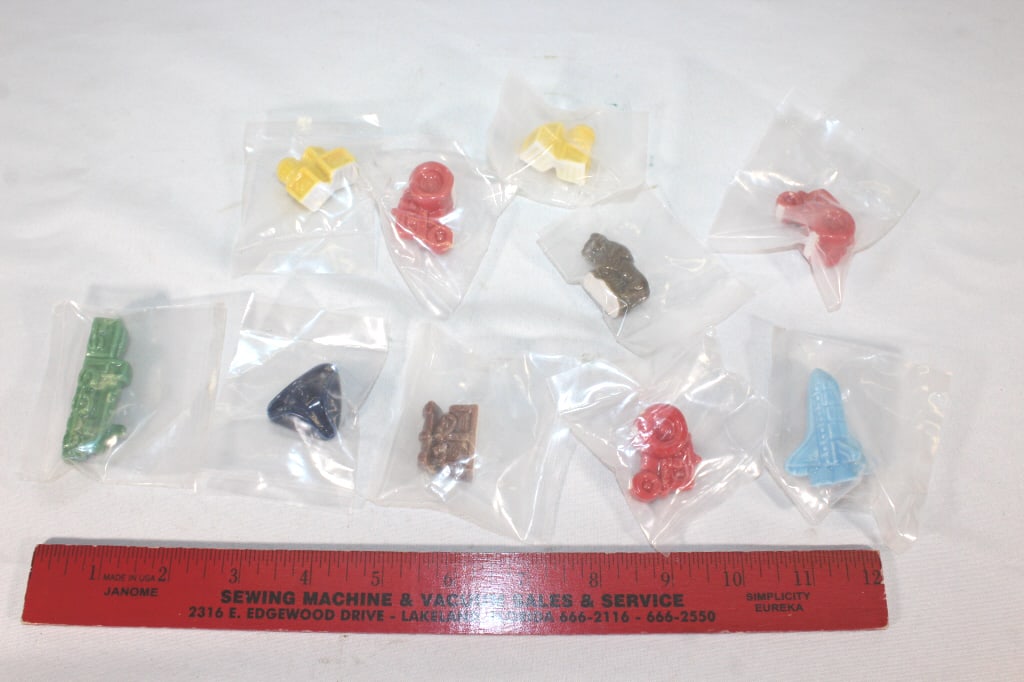 Wade figurines misc. still in org. packaging: Good overall as pictured