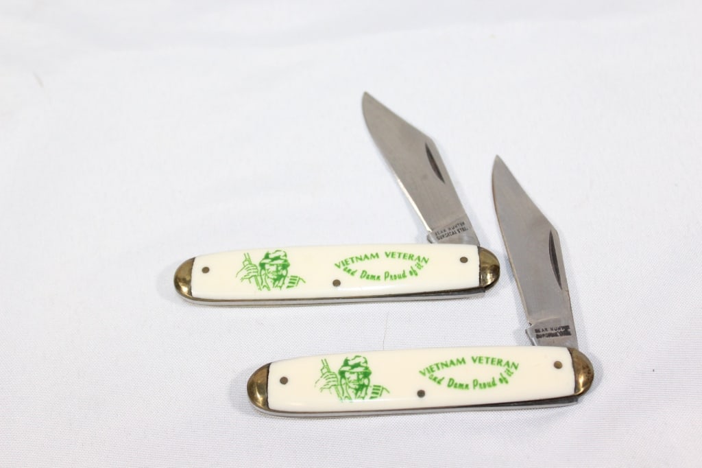 Vietnam Veteran-Folding Bone Pocket Knife-Set of 2: Bear Hunter Surgical Steel. Good overall as pictured.