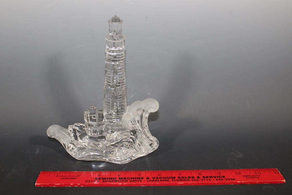 Vtg Bleikristall 24% Lead Crystal Lighthouse: Small Flea Bite on House Top Good overall as pictured