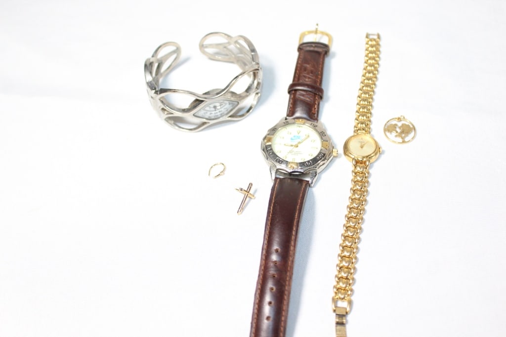 Misc Lot - Watches - Nike, Pulsar etc. (1 of 3)