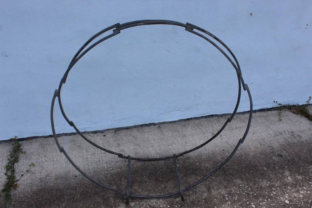 Round Iron Firewood rack (1 of 1)