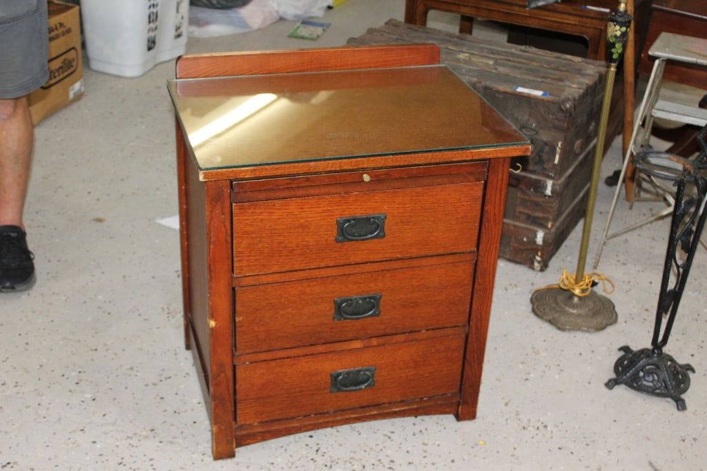 MCM Bassett Couch Side Table 3 Drawers, Glass top (1 of 4)