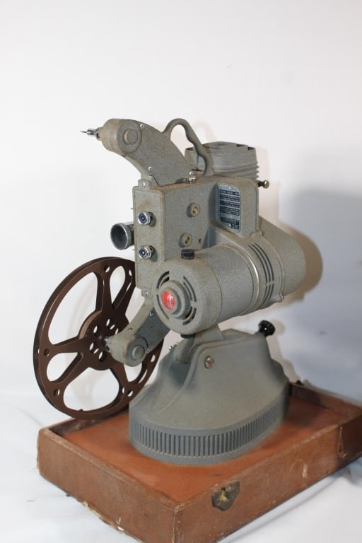 Projector decor NON-Functional: Good overall as pictured.