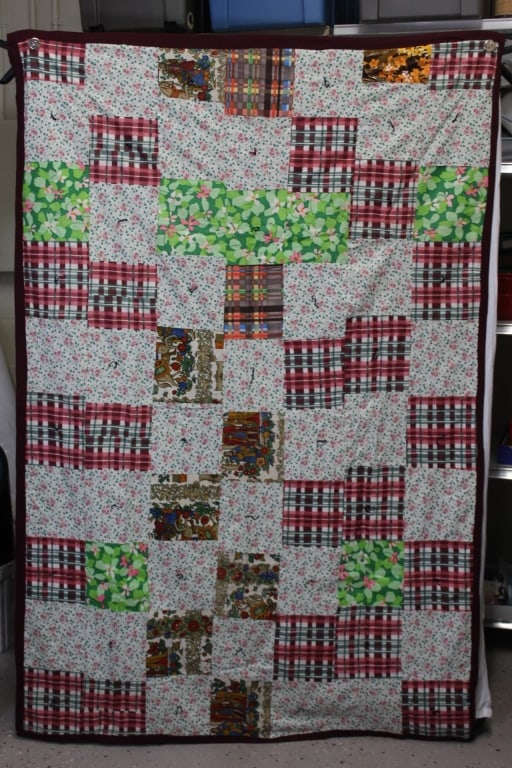 Hand Made Patchwork Quilt Green & Burgandy (1 of 3)