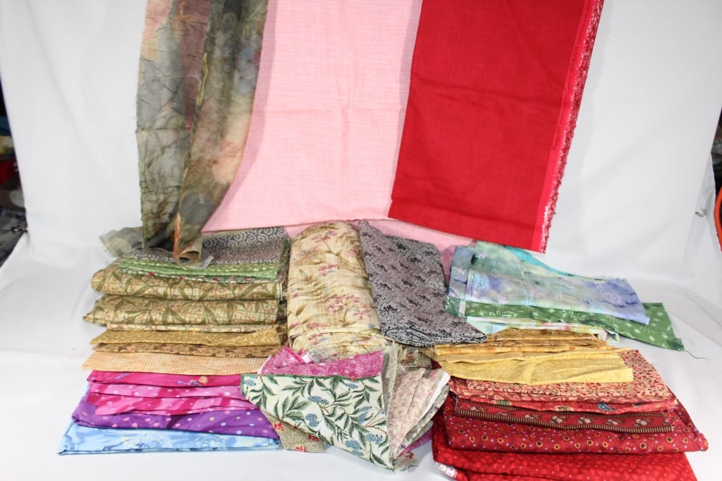 10 Pounds of Quilting Fabric: Good overall as pictured.