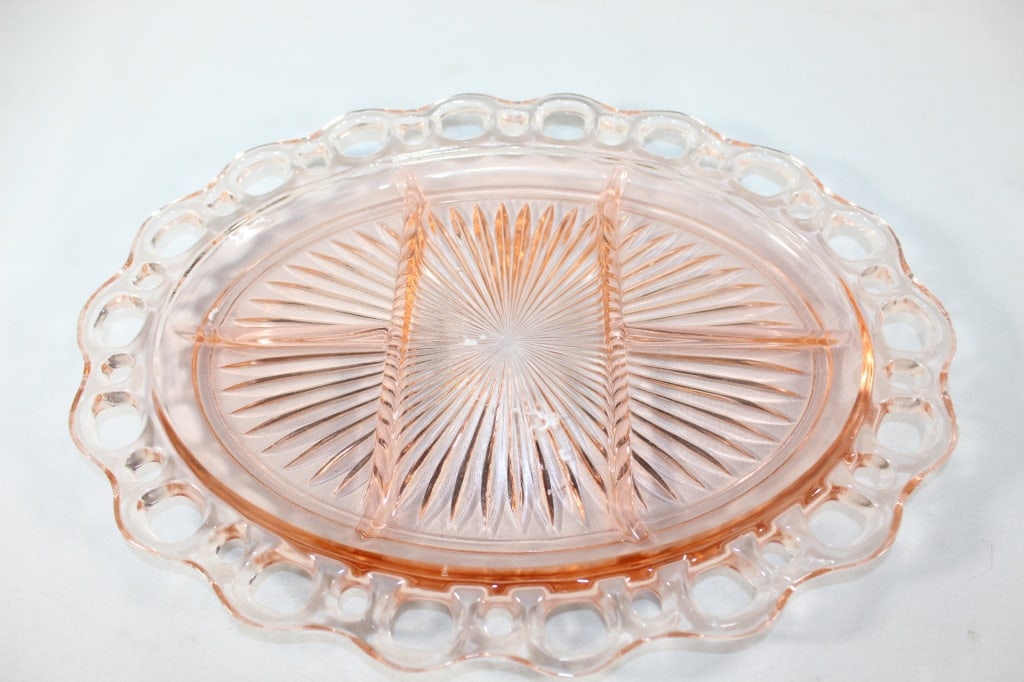 Dpression Glass -  Pink Anchor Hocking (1 of 3)