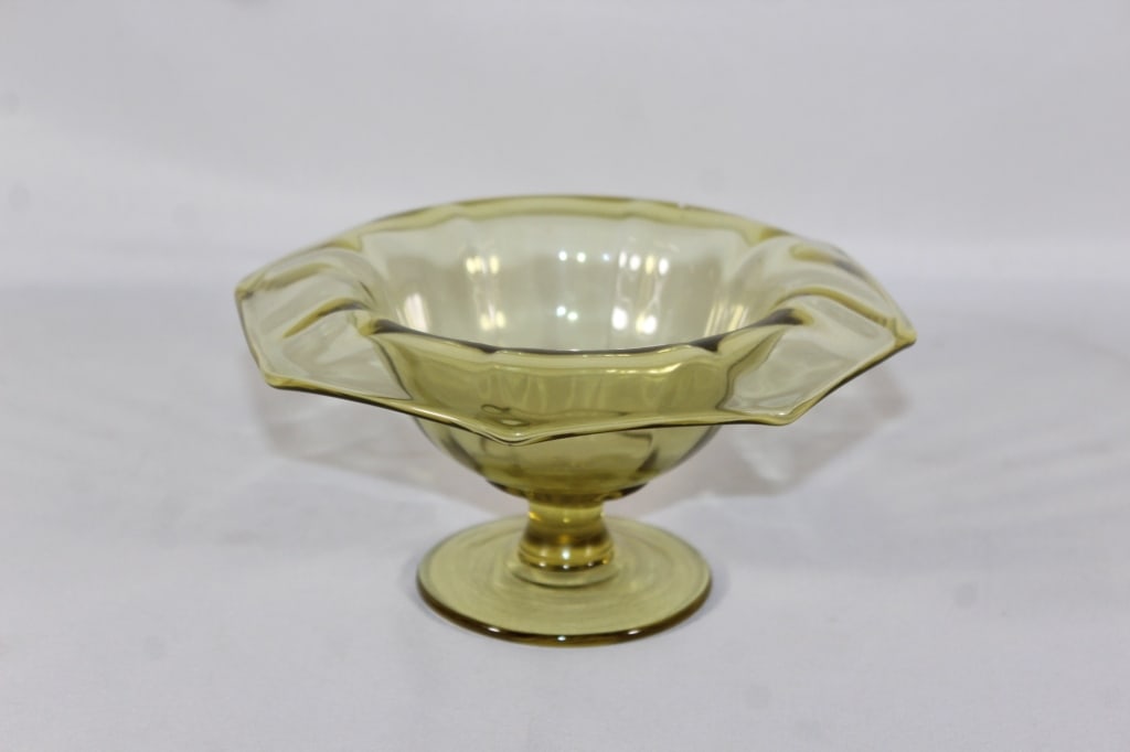 Vtg Fostoria (?) Yellow Footed Candy Dish: Octagonal Footed Dish 7.23" x 3.5" Good overall as pictured