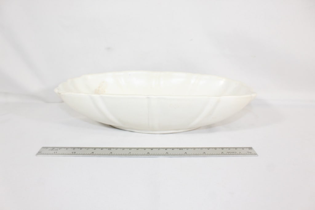 Vtg Bauer Pottery Matte White Console Bowl: Large Oval Approx 12" x 8" c1940's Good overall as pictured