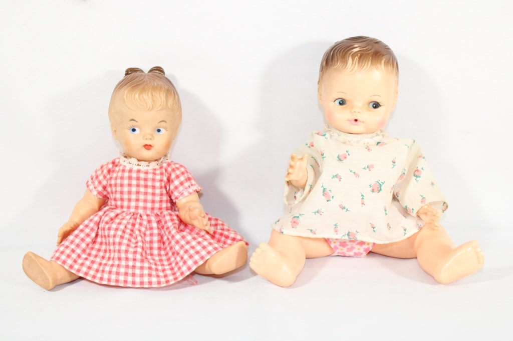 Lot of 2 Vtg Baby Dolls: 1 Unbranded 1 Horsman Dolls, Inc Good overall as pictured