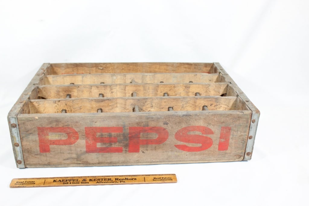 Vtg Pepsi Cola Crate (1 of 3)