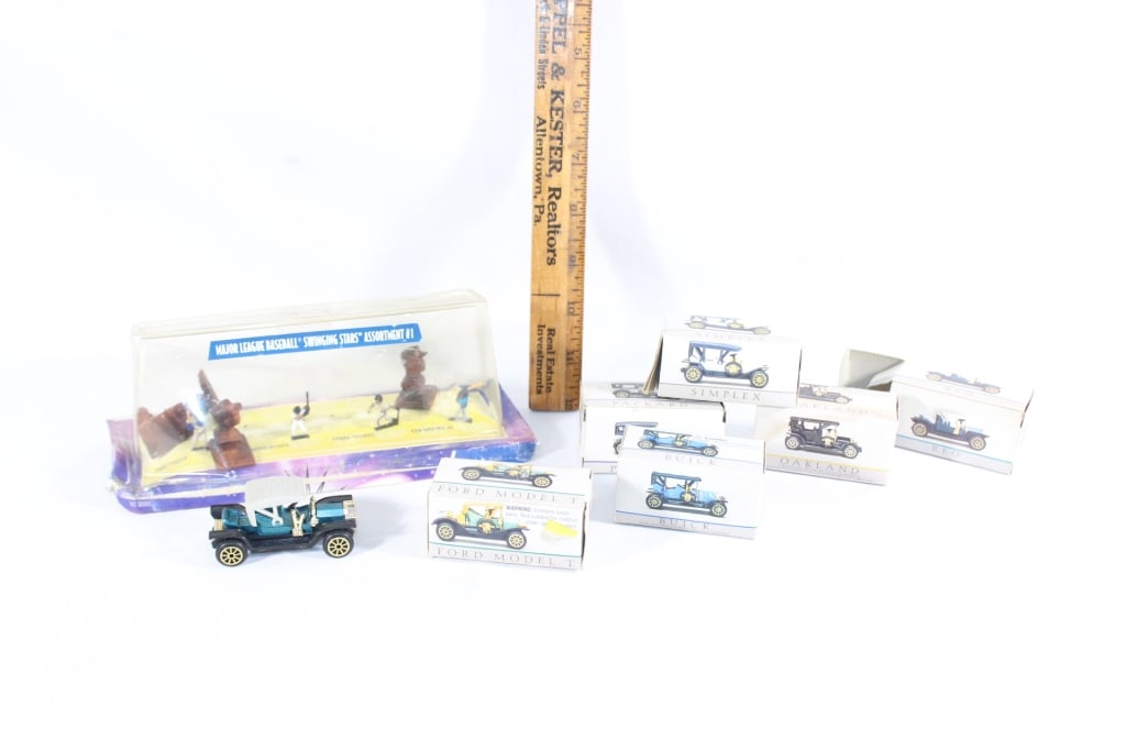 Lot of mini toy cars-etc: Good overall as pictured