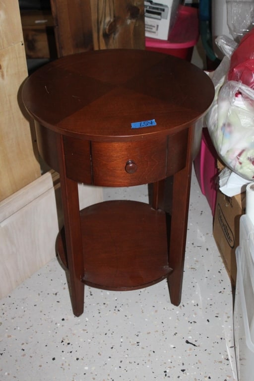 Vintage Round Occasional Table (1 of 2)