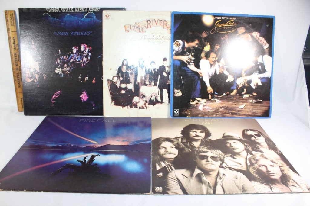 5 VTG records Crosby still nash& young, (1 of 4)