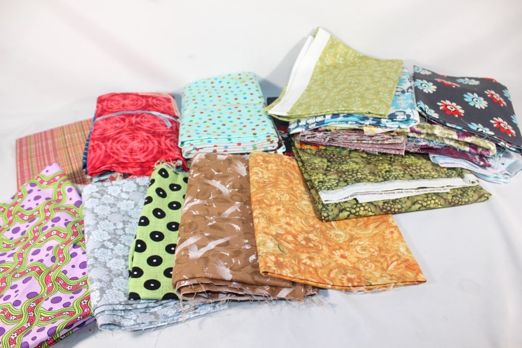 10 lbs Quilt Fabric - Susan Winget etc.: Good overall as pictured