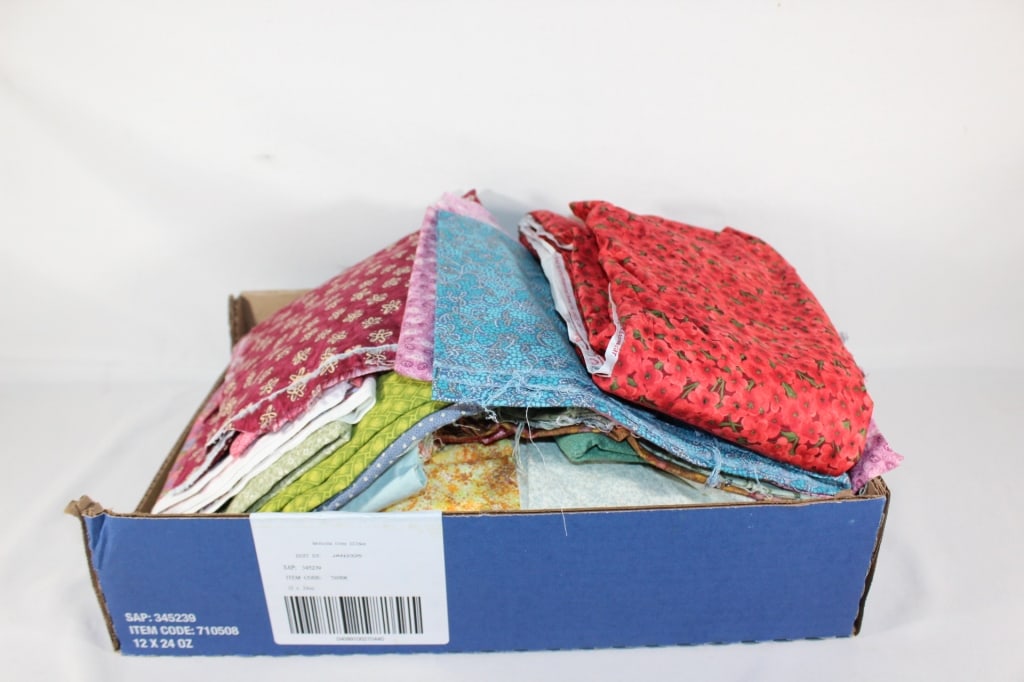 10 lbs Quilt Fabric -Donna Dewberry etc.: Good overall as pictured