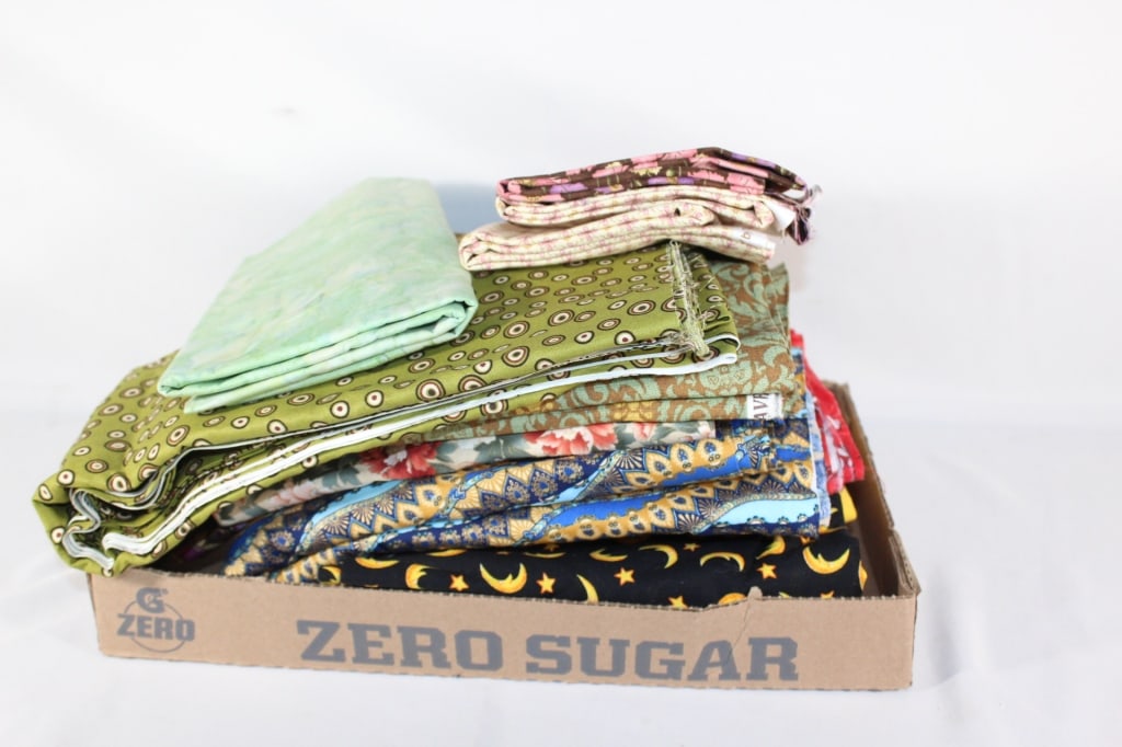 10 lbs Quilt Fabric -Waverly Inspirations etc.: Good overall as pictured