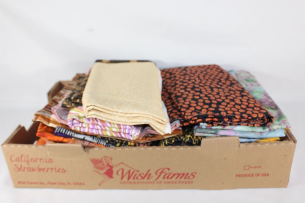 10 lbs Quilt Fabric -Robert Kaufman etc.: Good overall as pictured