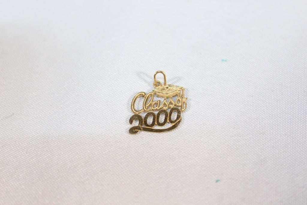 14kt Gold Class of 2000 Charm (1 of 2)