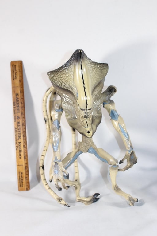 Trend Masters Independence Day Alien 1996 (1 of 4)