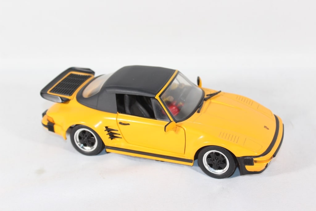 Revell Porsche 930 1:18 Model CAr: Good overall as pictured - name/date etched as pictured