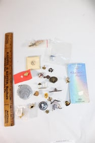 Large lot of VTG Lapel pins,buttons,etc