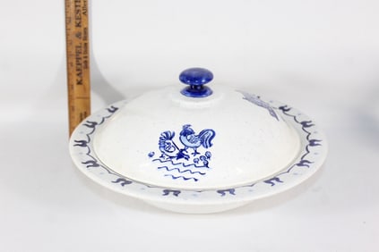 Metlox 1960s Poppytail Provincialblue covered dish