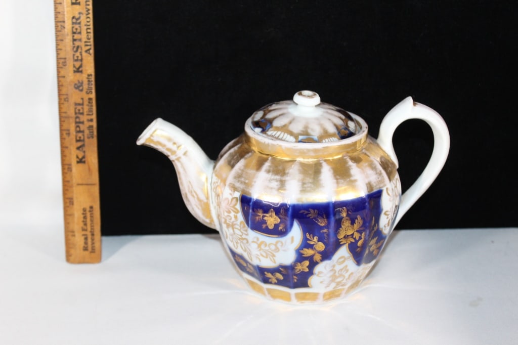 Flow Blue Antique tea pot C1890 (1 of 4)