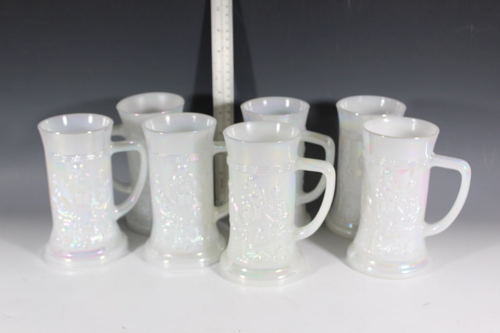 7 Federal Glass Co. Irodescent Fire King mugs (1 of 3)