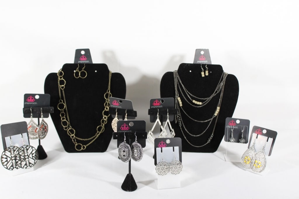 Lot of Costume Jewelry: Paparazzi Brand - New w/ Tags Necklace & Earring Sets, Pierce Wire Earrings Good overall as pictured