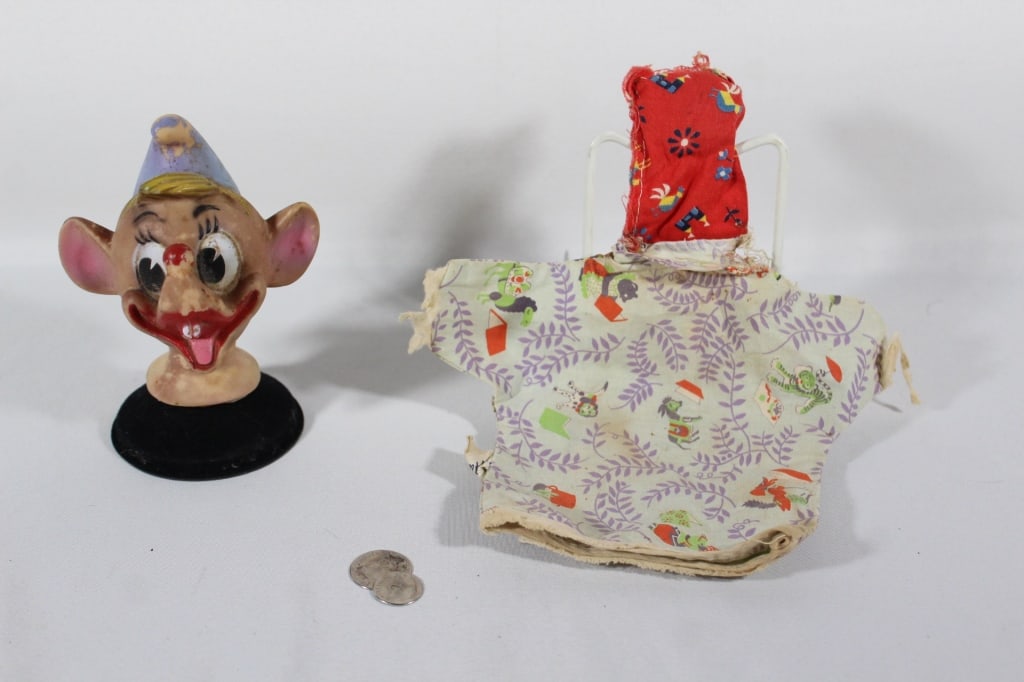 JAQ - Walt Disney Hand Puppet: Cinderella -1950's Good overall as pictured