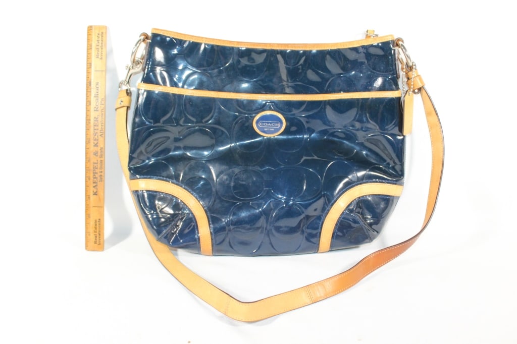 Blue patent leather Coach purse (1 of 4)