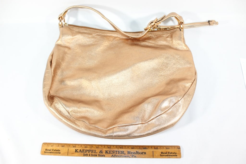 Large rose gold Coach purse (1 of 5)