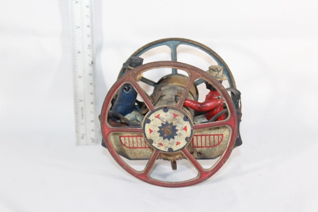 Lehamann "Zig Zag" tin toy (1 of 4)