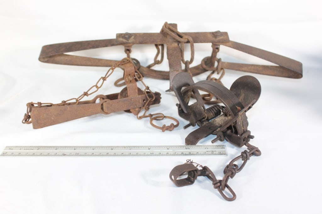 Lot of Antique Animal Traps (1 of 4)