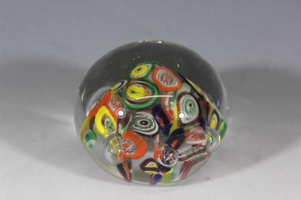 Vintage Glass Paperweight - unmarked: Good overall as pictured