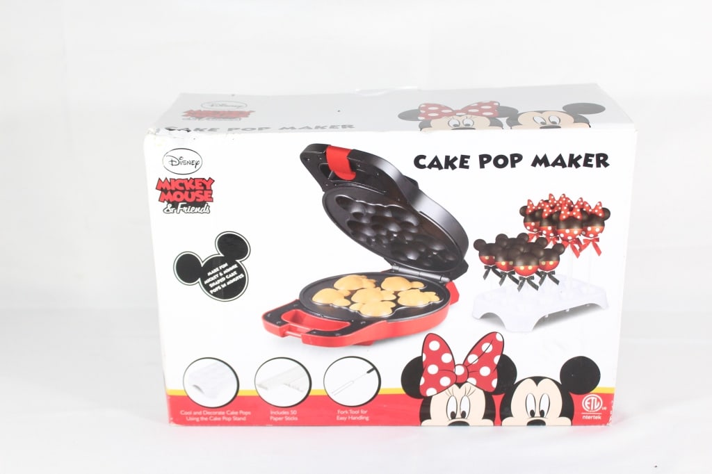 Mickey Mouse & Friends Cake Pop Maker (1 of 4)