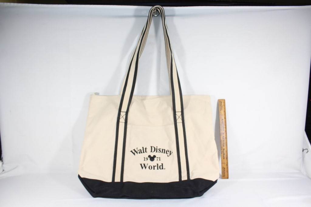 Walt Disney World Heavy Canvas Tote Bag: good overall as pictured